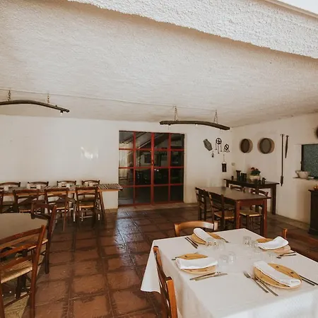 Masseria Lo Prieno Фермерский дом
